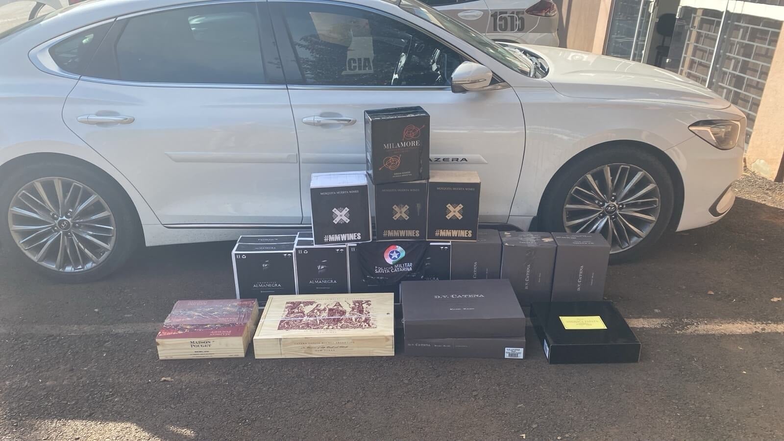 Dos argentinos fueron demorados en Brasil con 91 botellas de vino sin documentación