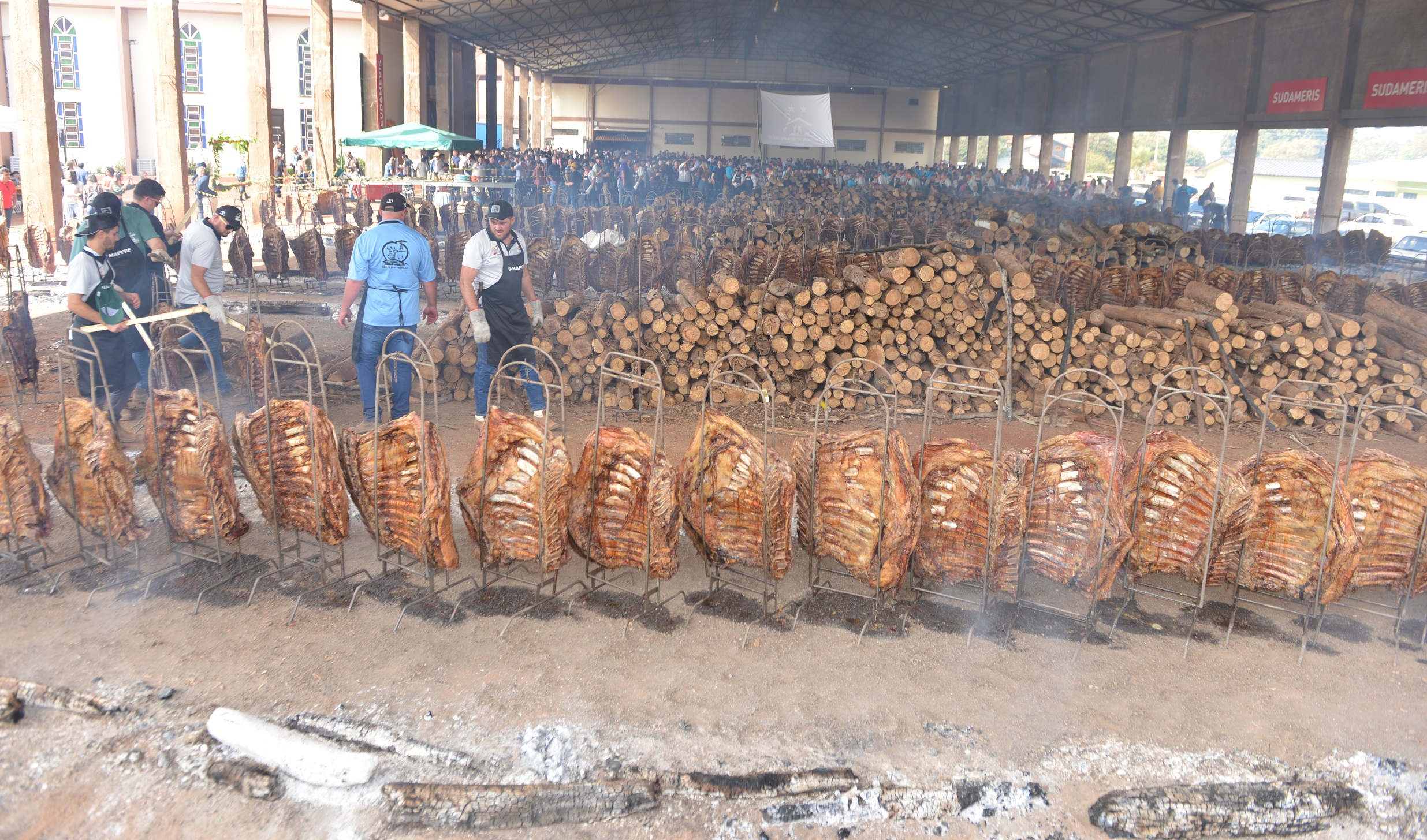 Naranjal celebra este domingo la Fiesta de la Costilla con más de siete toneladas de carne