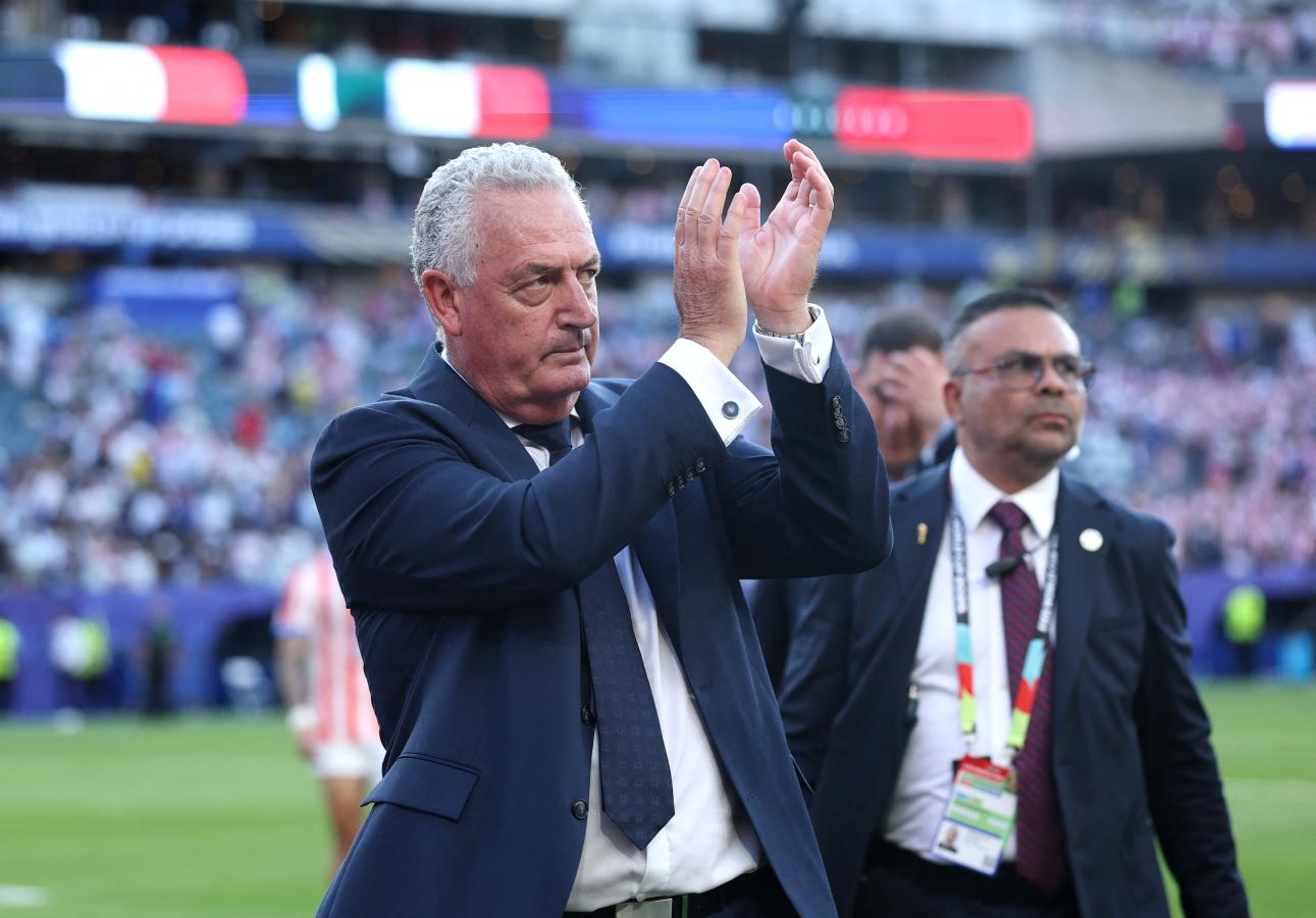 Gustavo Alfaro puso en duda su continuidad en Paraguay tras la eliminación del Mundial 2026