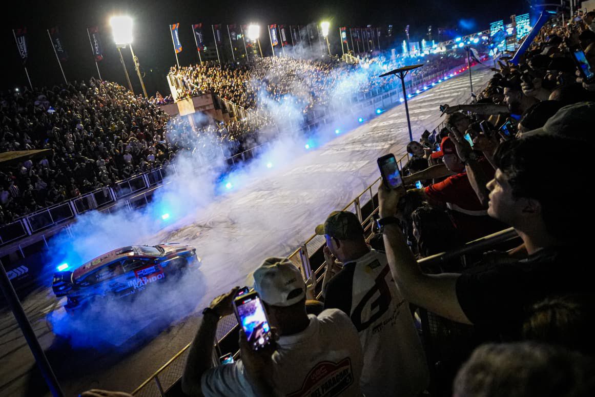WRC Paraguay 2026: Encarnación vivió una multitudinaria largada simbólica ante 15.000 personas