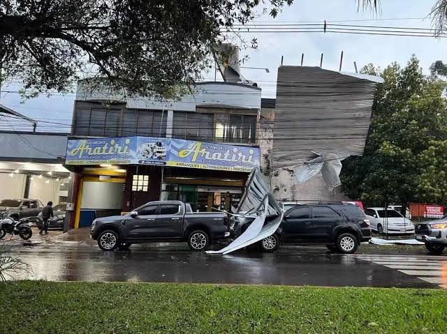 Temporal en Encarnación: granizo y fuertes vientos causaron destrozos en el Rally del Paraguay