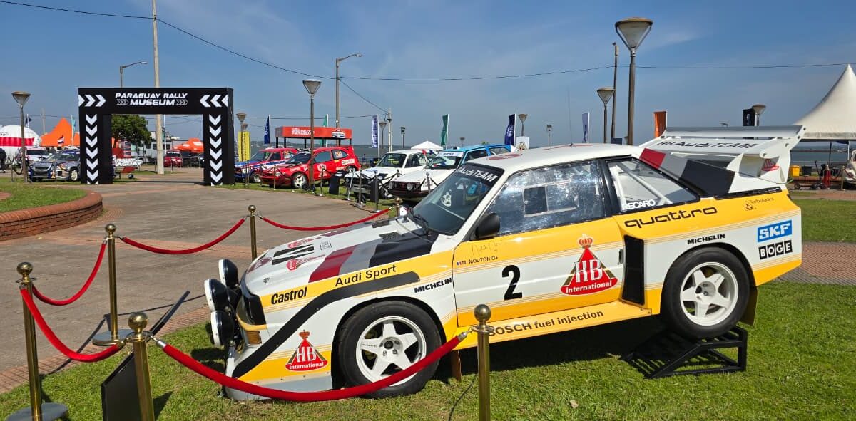 El Fan Zone de Encarnación exhibe reliquias históricas del rally mundial y paraguayo