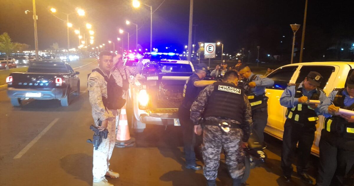 Operativo en la Costanera de Encarnación terminó con 25 motocicletas incautadas