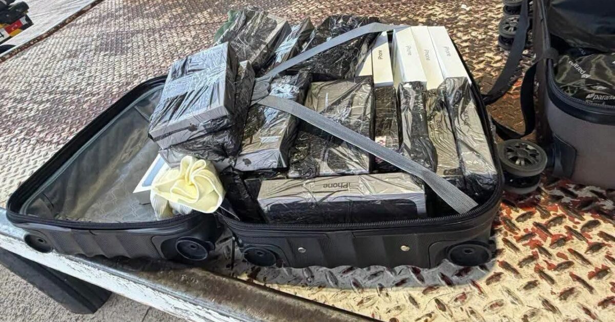 A seis días de su lanzamiento, secuestraron 30 iPhone 18 Pro Max en equipajes en Foz do Iguaçu