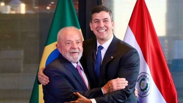 Brasil vota el domingo y Paraguay mira de cerca Itaipú, la maquila y las inversiones