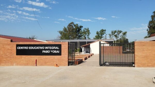 ITAIPU financia un centro educativo de más de 6.700 metros cuadrados en Paso Yobái