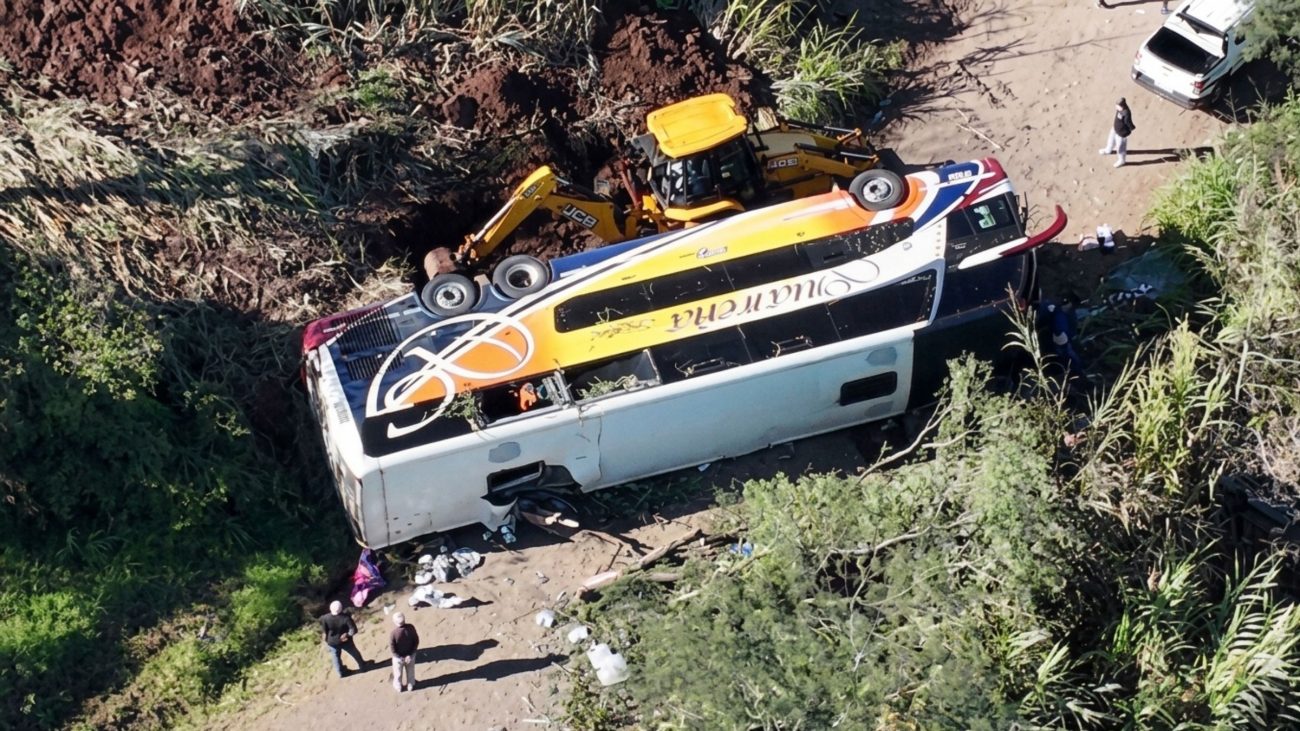 Tragedia del colectivo paraguayo en Brasil: pericia descartó falla en los frenos y apuntó al exceso de velocidad