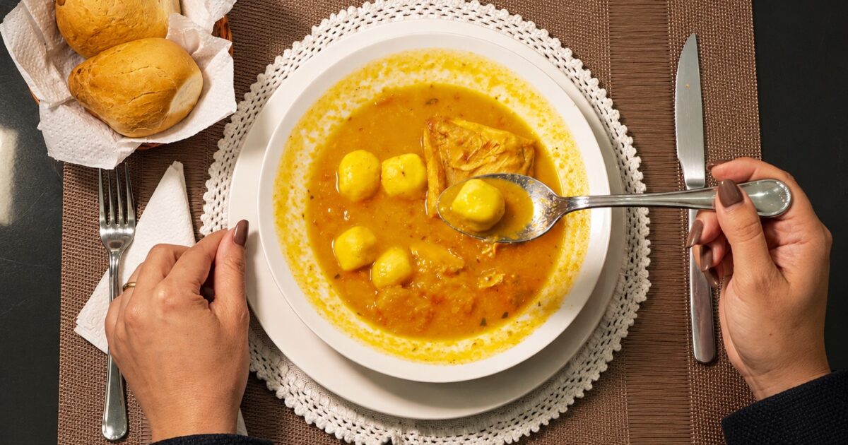 ¡El vorivori vuelve a ser el número uno! TasteAtlas lo eligió como la mejor sopa del mundo