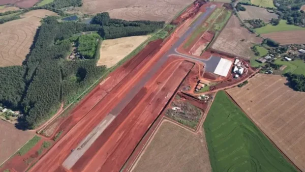 Triple Frontera: nuevo aeropuerto brasileño podría sumar una conexión aérea con Foz