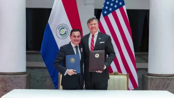 Paraguay y Estados Unidos firman acuerdos de cooperación en seguridad aérea y fronteriza