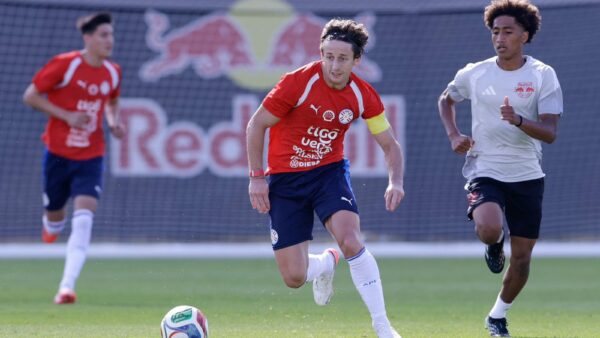 Paraguay goleó 8-1 al New York Red Bull en el cierre de su gira por Estados Unidos