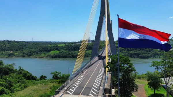 Desde el 3 de noviembre regirán nuevos requisitos para cruzar por el Puente de la Integración